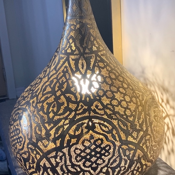 Yellow copper chandelier - Picture 2 of 5